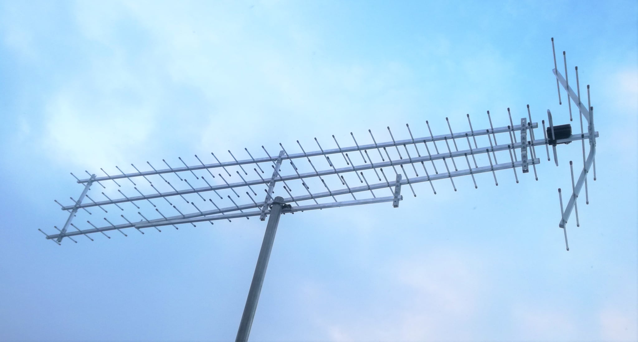 XmuX 93Y 2148